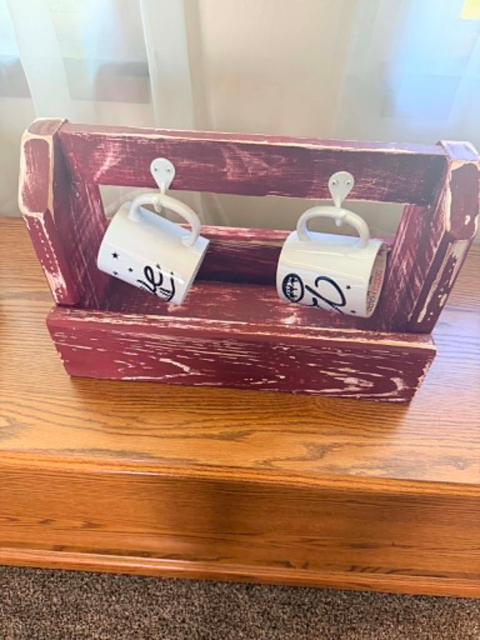 Believe Mug Caddy with Two Mugs