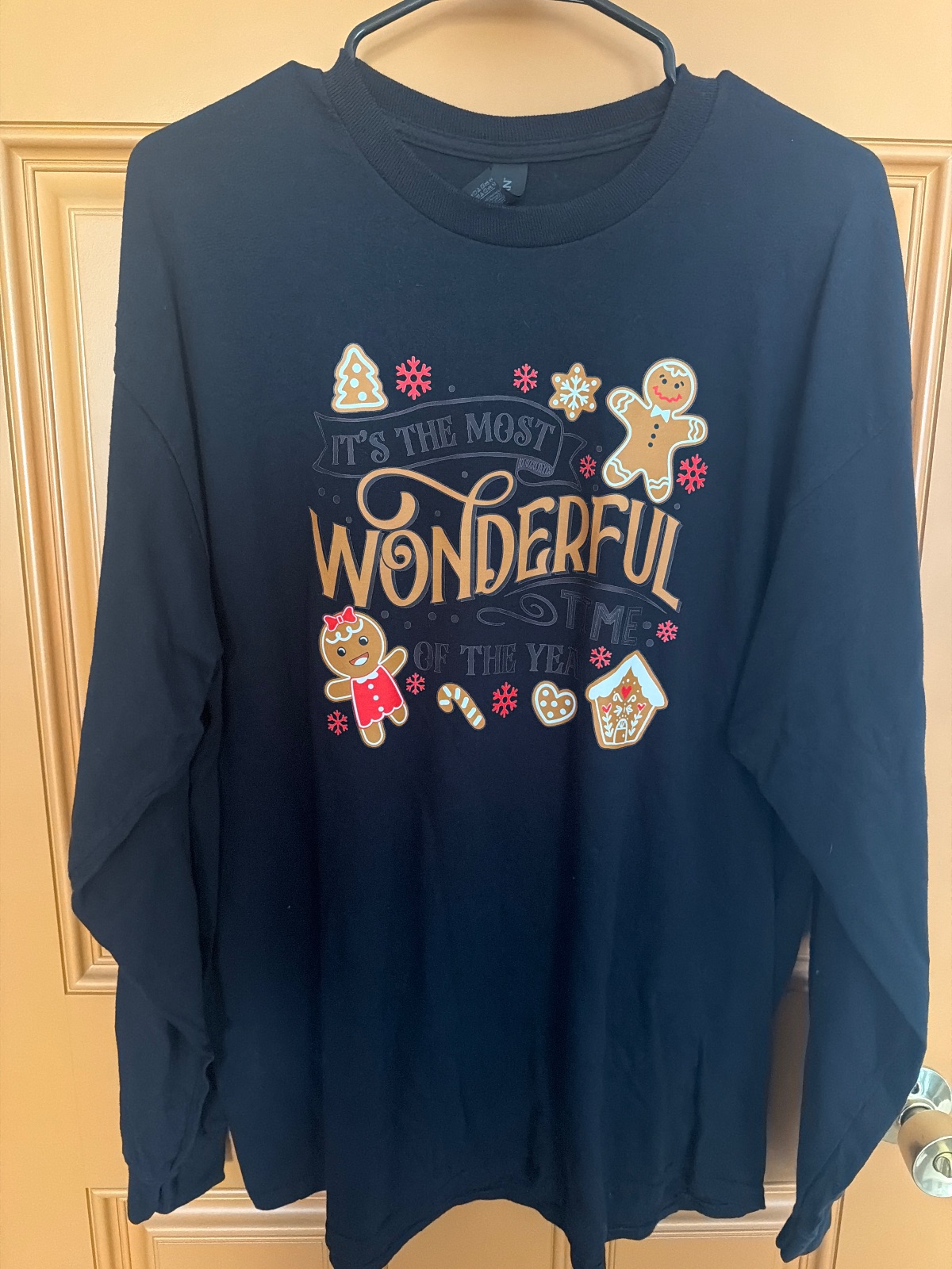 XL black long sleeve t-shirt