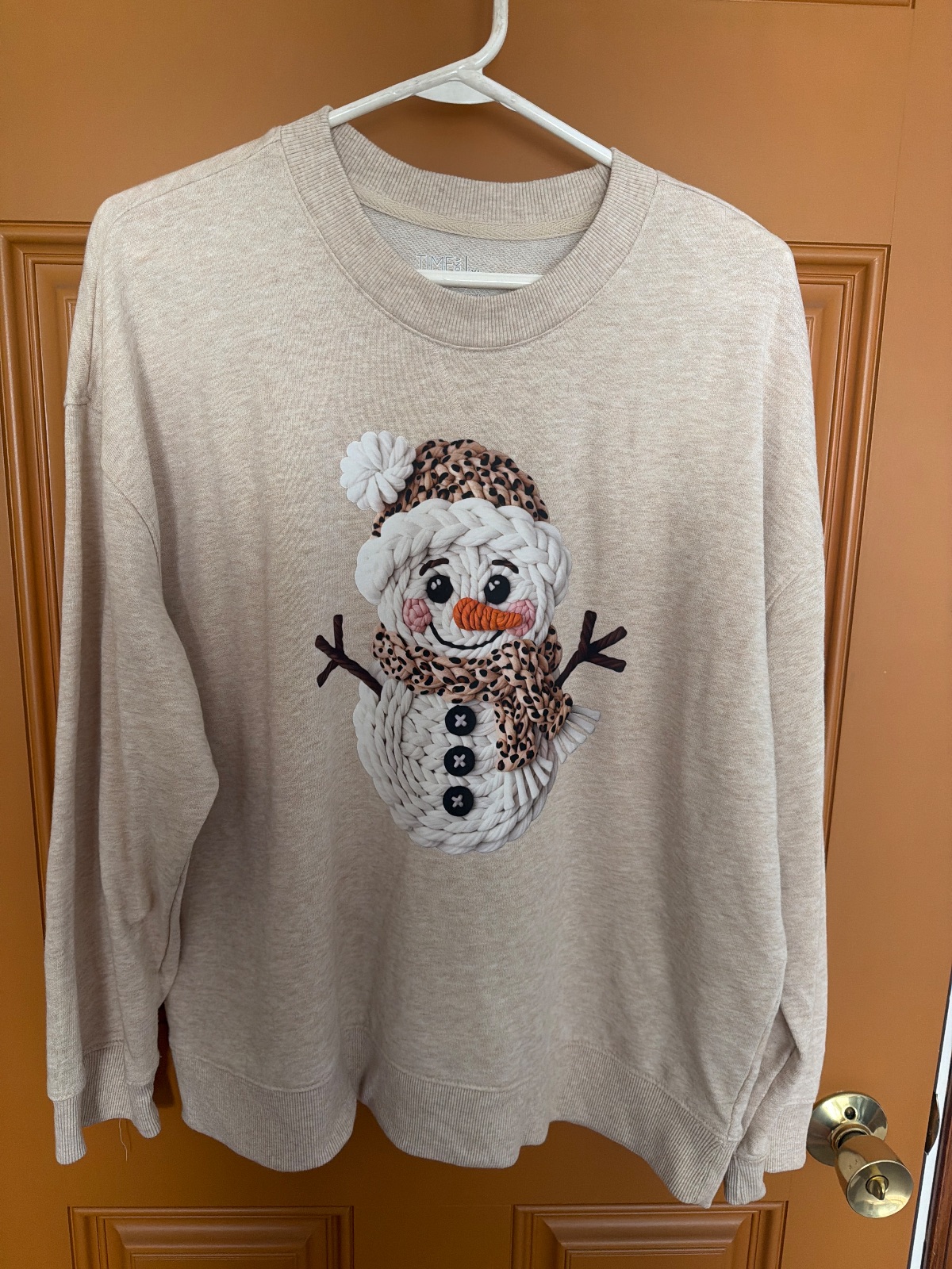 Extra large light tan long sleeve sweatshirt