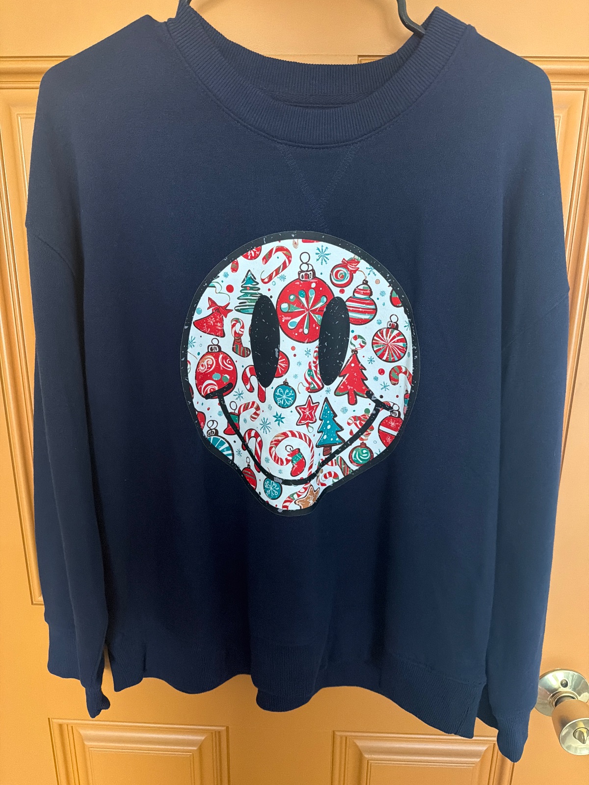 Extra large, long sleeve, navy blue sweat sweatshirt  cc
