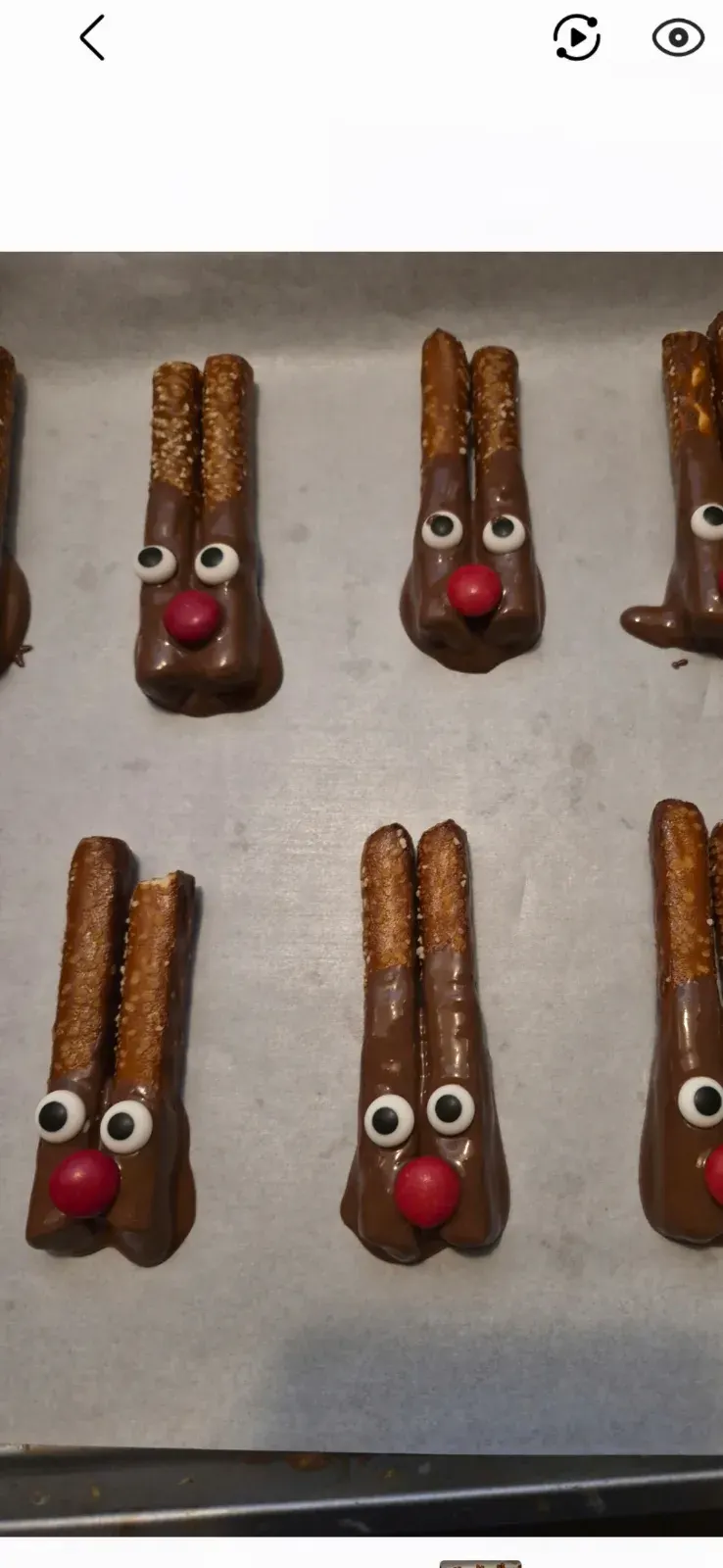 Reindeer pretzels