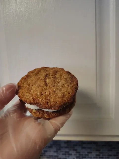 Oatmeal cream pie