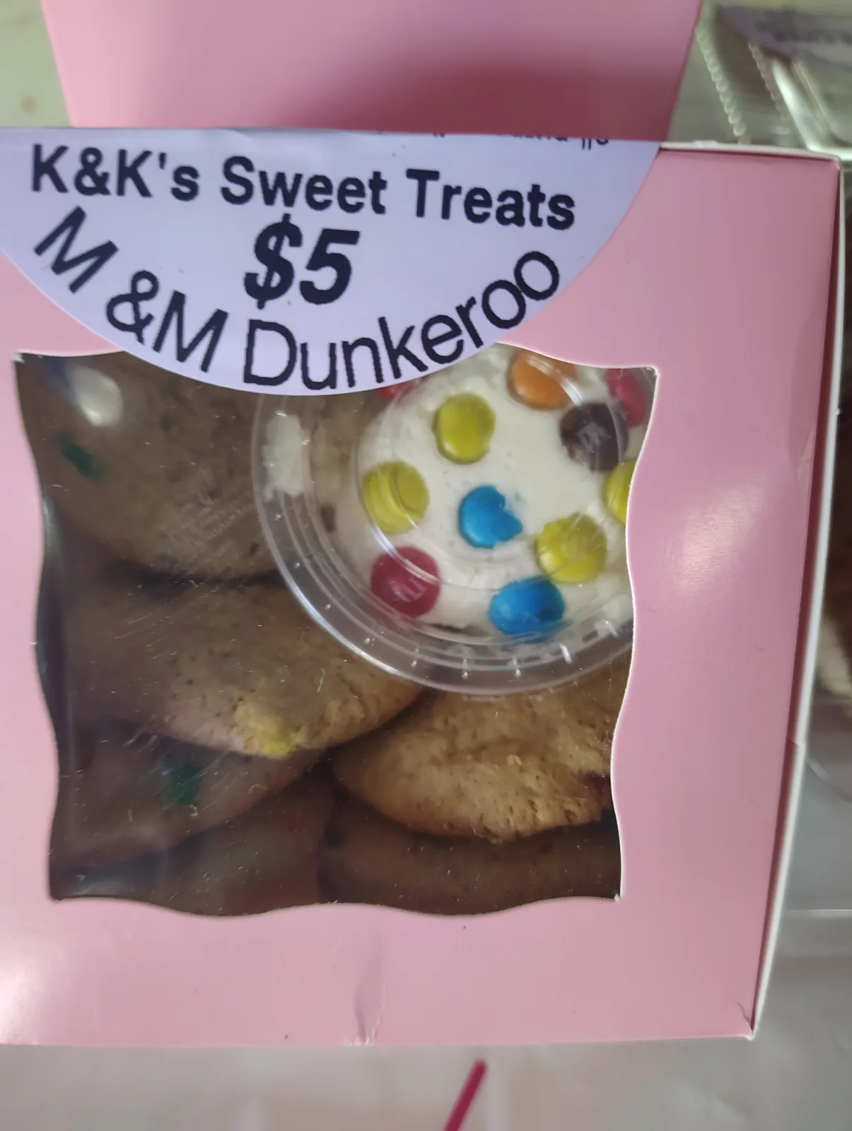 M&M