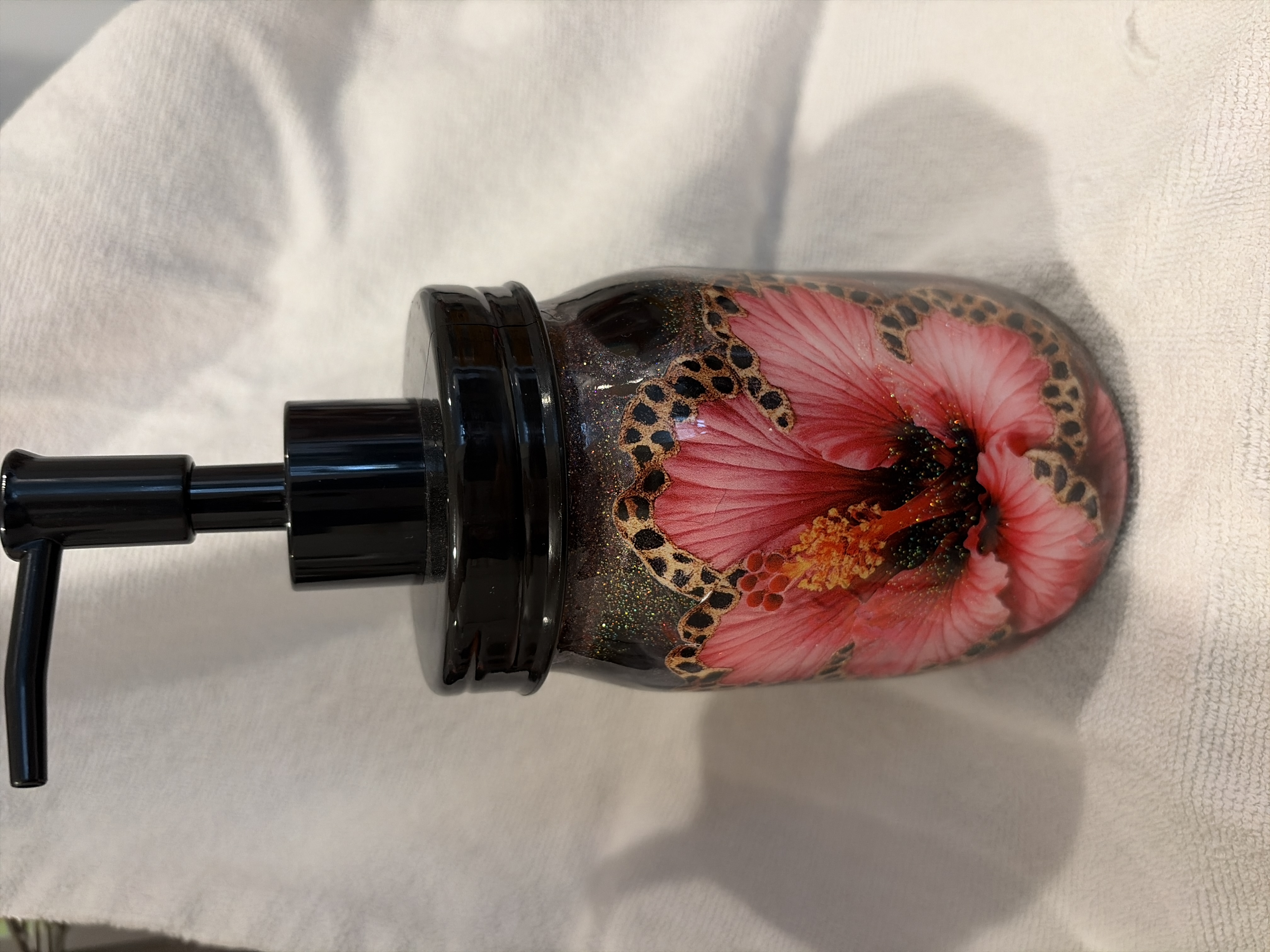 Flower soap dispenser