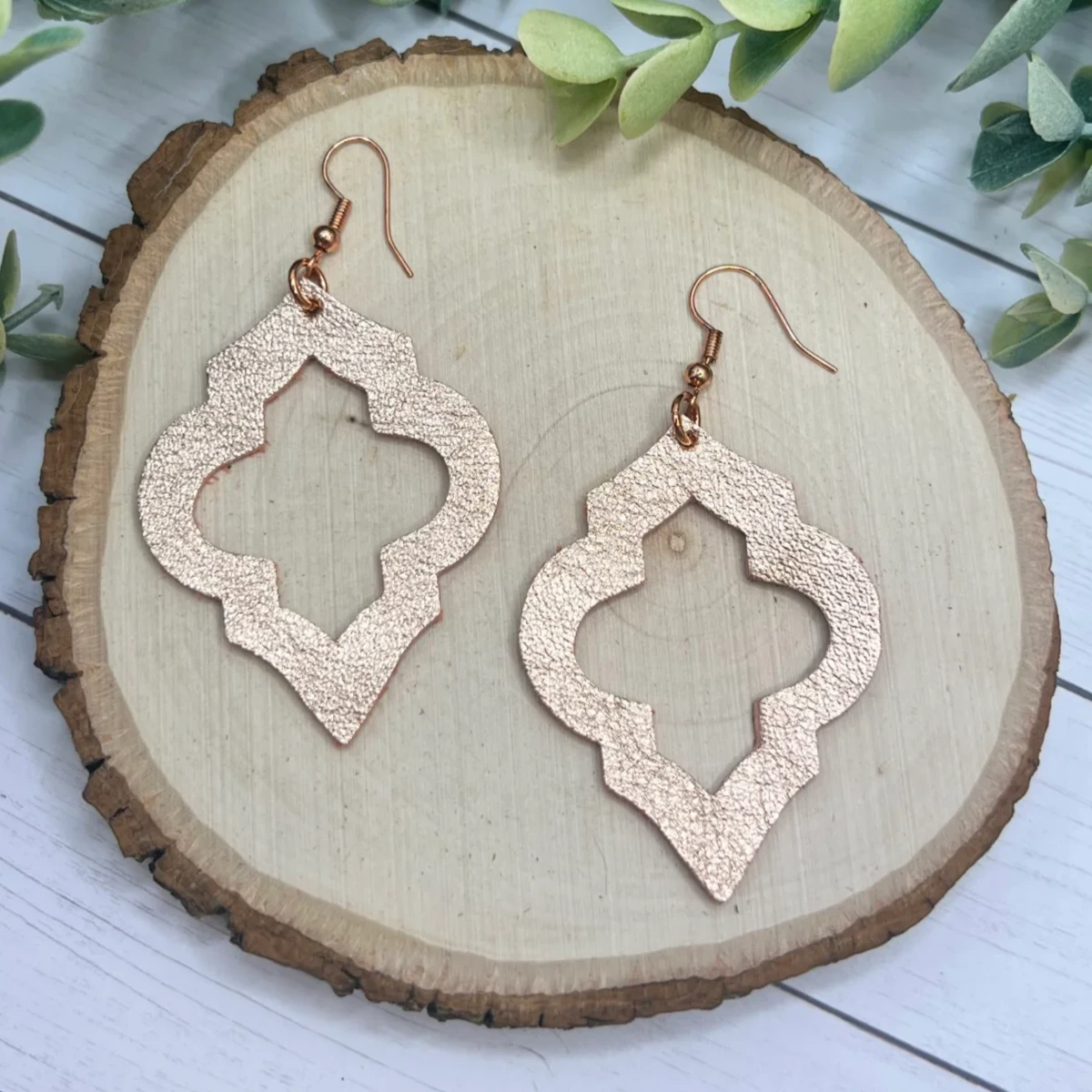 The Avery - Quatrefoil-Inspired, Silhouette, Leather Earrings - Rose Gold