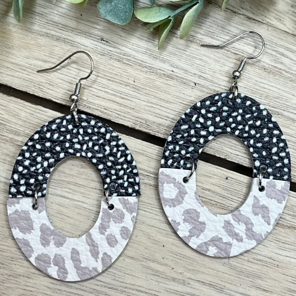 The Double Arch - Dots & Leopard