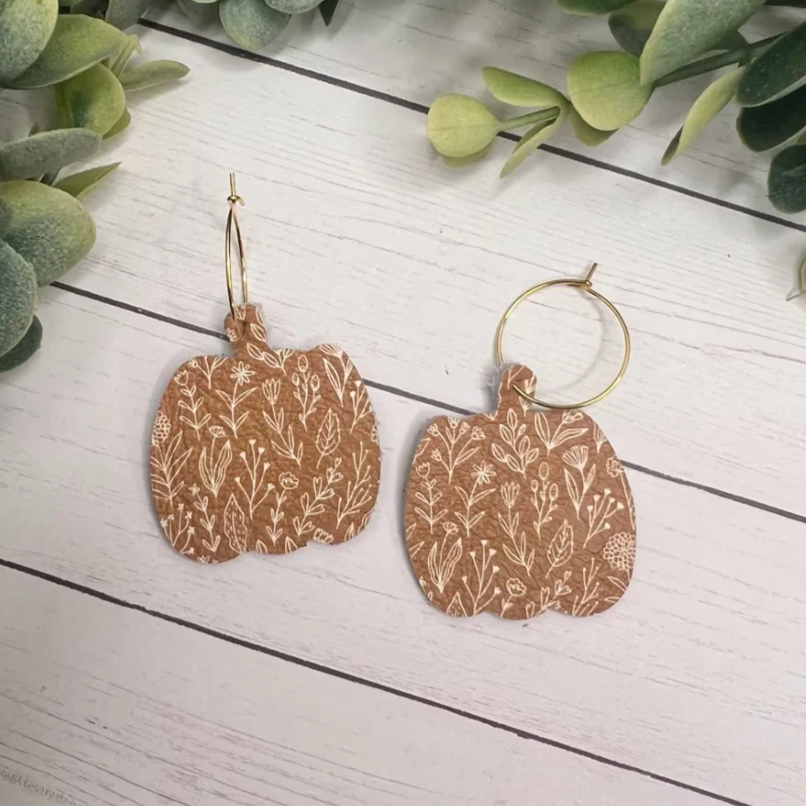 Pumpkin - Carmel Brown with Floral Ivory