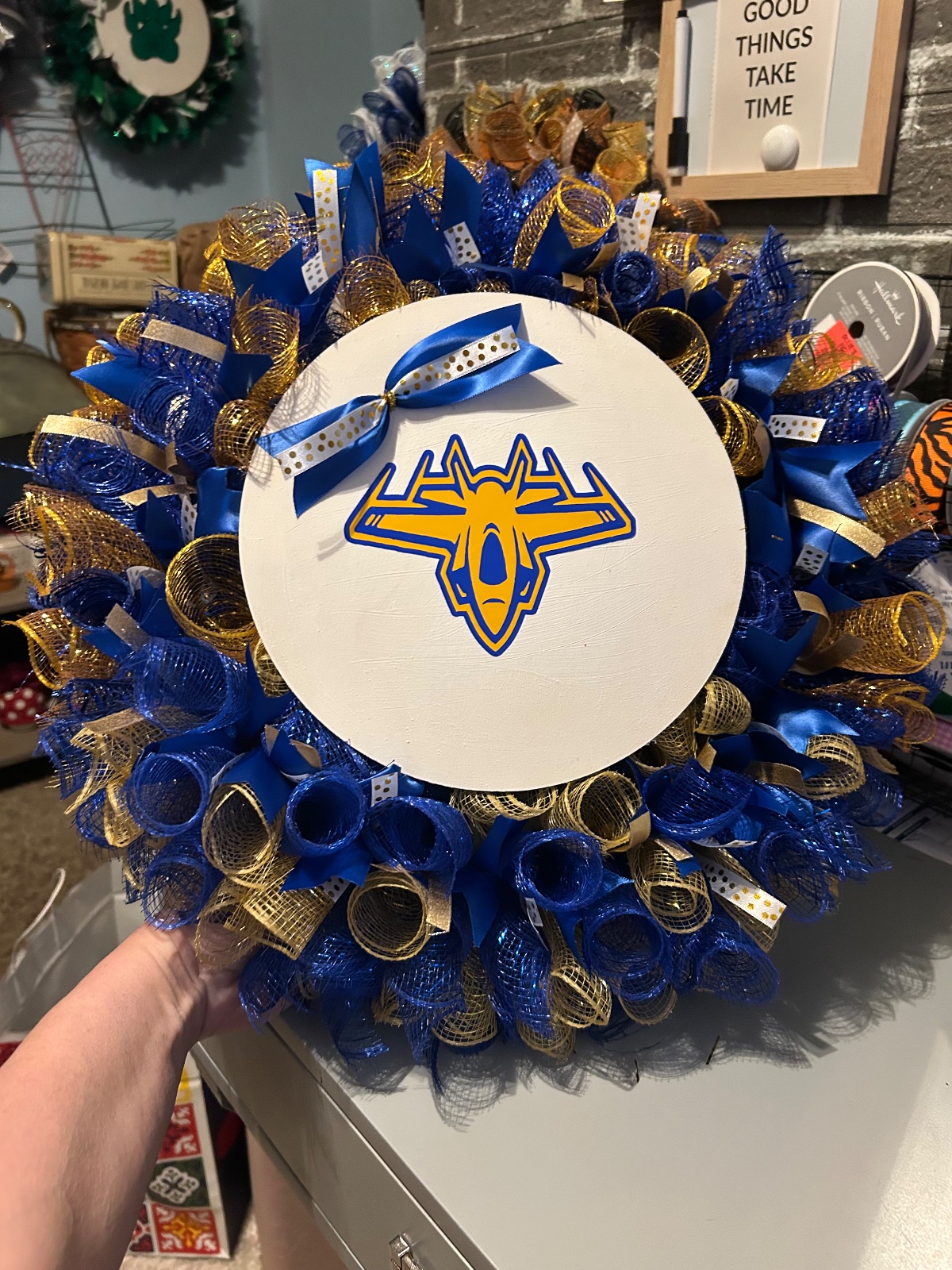 Clyde school wreath
