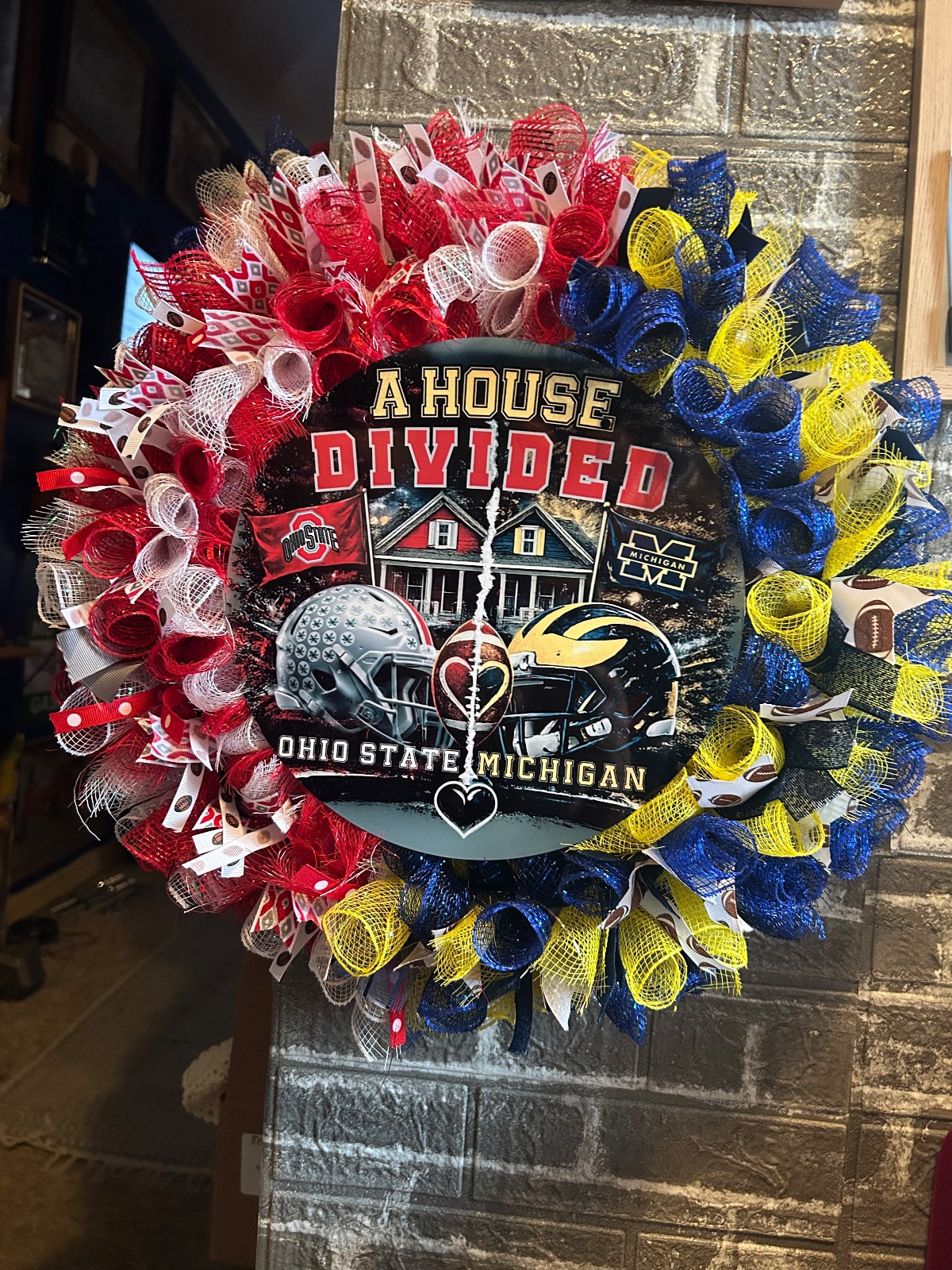 House divided wreath osu mich