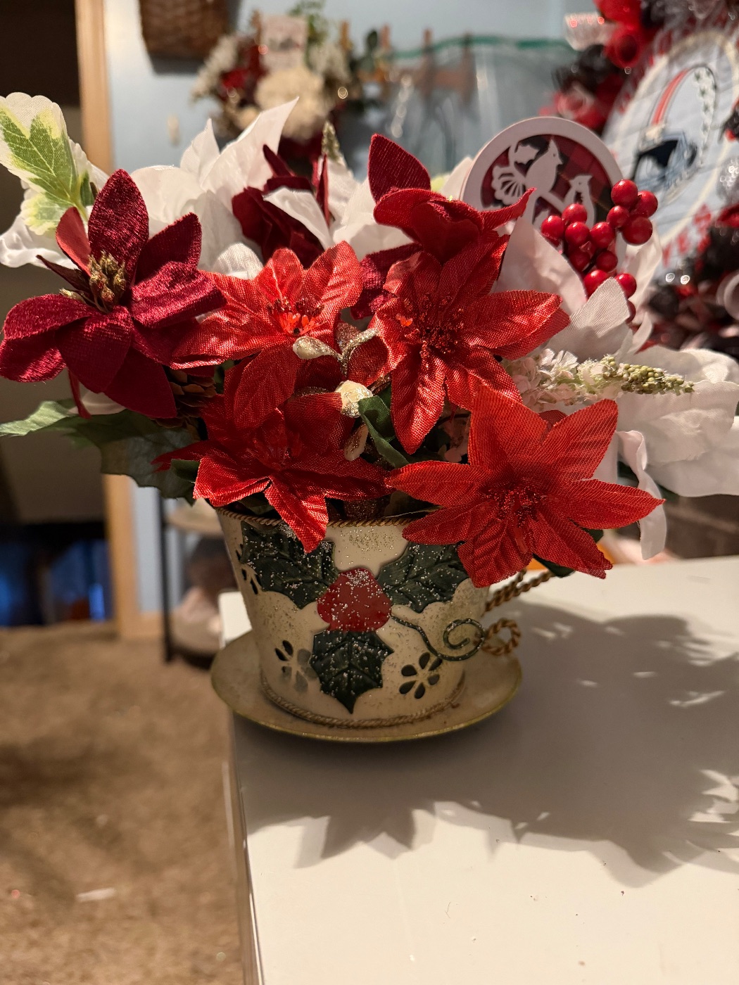 Winter tea cup floral