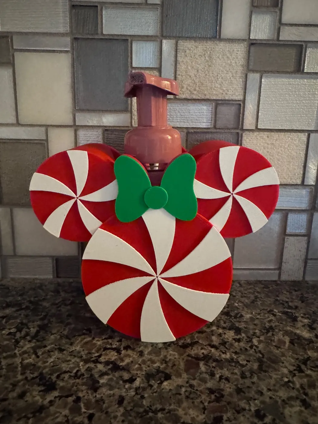 Peppermint Minnie Bow Soap Holder