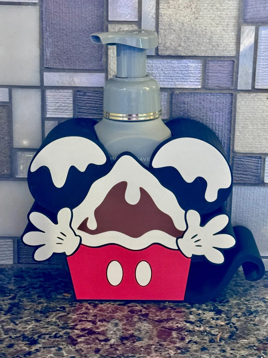 Snow Mouse Soap Holder