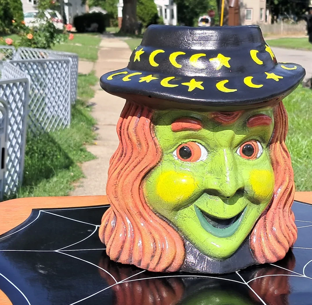 Witch/Candle holder