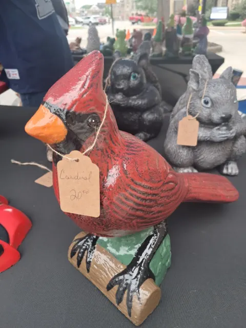 Cardinal? or Blue Jay?
