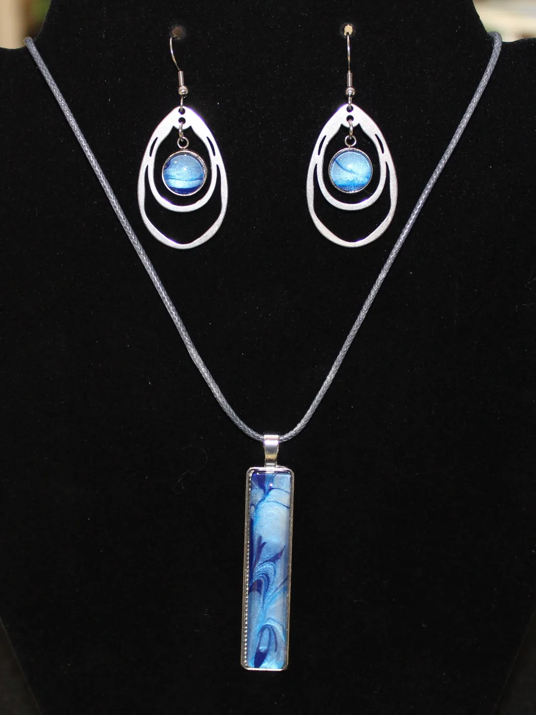 Necklace & Earrings Combo Blue